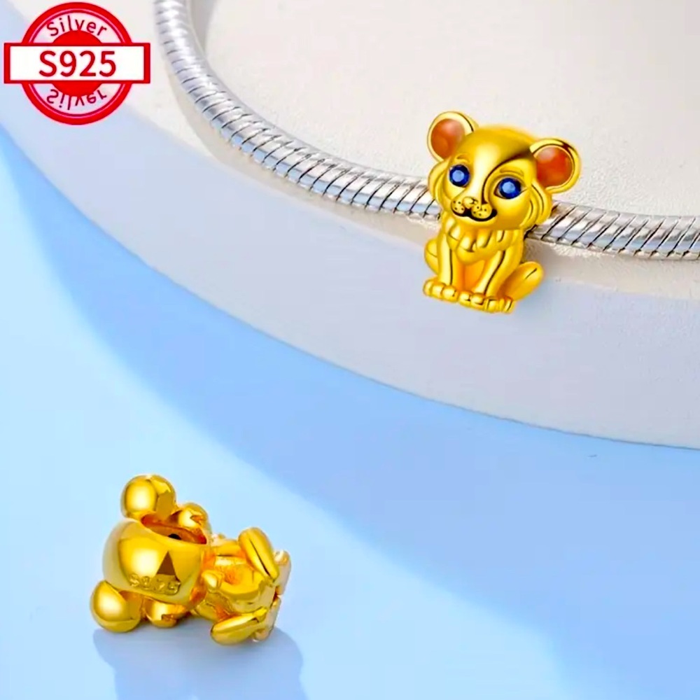 925 sterling silver Gold Lion Charm with Blue Eyes for bracelets/necklaces NWT - Picture 5 of 6